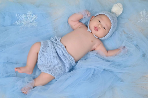 长兴宝宝老喊肚子疼还发烧